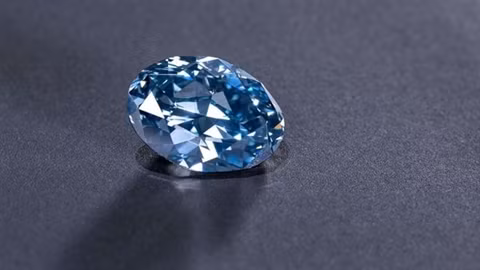 Sự thật "sốc" viên kim cương xanh vừa gây chấn động - Hình 2 Su that
