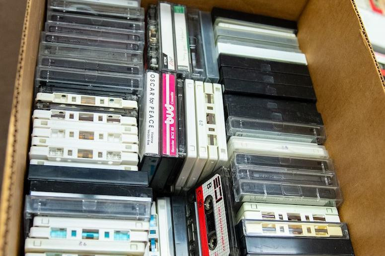 Con hung hang kien bo me ra toa vi trot huy di...