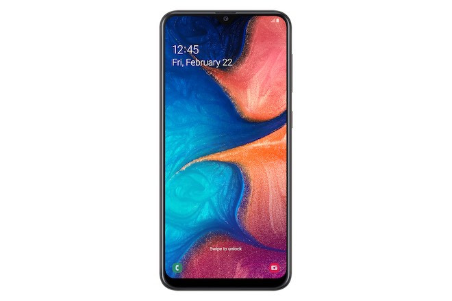3. Galaxy A20 Giá bán: 4,19 triệu đồng Nằm trong loạt Galaxy A mới được công bố hồi đầu năm nay, Galaxy A20 được nhiều người dùng khen ngợi về thiết kế màn hình “giọt nước” và tuổi thọ pin. Cụ thể, điện thoại được trang bị màn hình lớn 6,4 inch; pin 4000 mAh. Ngoài ra, máy còn được quản lý hiệu năng bởi chip Exynos 78804 cùng RAM 3GB, bộ nhớ trong 32GB. Mặc dù có giá bán rẻ nhưng ngoại hình của máy cũng khá trẻ trung với mặt lưng trơn, camera sau kép 13MP + 5MP cho ảnh chụp xóa phông ảo diệu, camera selfie 8MP cùng chế độ làm đẹp.