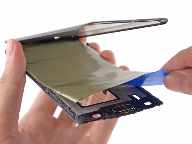 Giai ma nguyen nhan gay nen su co tren Galaxy Fold-Hinh-2