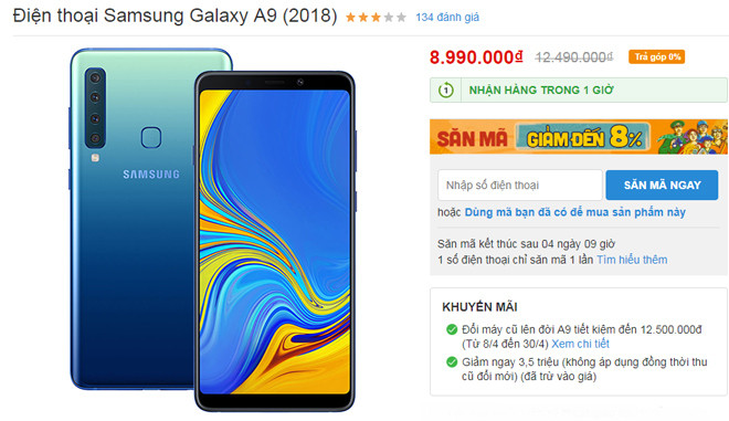 8. Galaxy A9 2018 giảm 3,5 triệu đồng Giá bán: 8,99 triệu đồng Bên cạnh dòng smartphone cao cấp, Galaxy A9 2018 tầm trung cũng đang ghi nhận giảm giá để đến gần hơn với người tiêu dùng. Điện thoại nổi bật với thiết kế mạnh mẽ, đẳng cấp, cụm 3 camera sau 24MP + 10MP + 8MP, cho ảnh chụp đẹp xuất sắc. Thêm nữa, camera selfie của máy cũng có chất lượng lên tới 24MP, sẵn sàng làm thỏa mãn mọi yêu cầu chụp ảnh tự sướng. Chưa hết, điện thoại còn có mặt lưng kính 3D sang chảnh, RAM 6GB và bộ nhớ trong lên tới 128GB. Đáng tiếc, phần cứng của máy vẫn chưa mạnh mẽ bằng nhiều sản phẩm trong cùng phân khúc giá: chip Snapdragon 660 và pin 3800 mAh. Cũng thuộc dòng Galaxy A, Galaxy A7 2018 đang được giảm giá, chỉ còn 6,49 triệu đồng (giảm 1,5 triệu); Galaxy A50 128GB còn 7,49 triệu đồng (giảm 500.000 đồng) và Galaxy A8 Star còn 6,99 triệu đồng (giảm 02 triệu đồng). *Lưu ý: Giá bán của các mẫu sản phẩm trong bài chỉ áp dụng trong thời gian có hạn, muộn nhất là đến ngày 01/05.