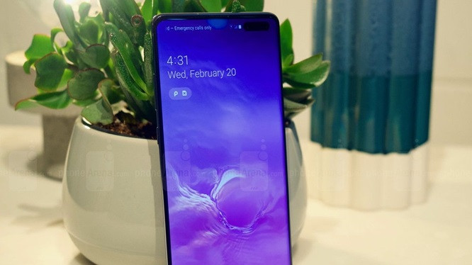Nguoi dung keu troi vi loi ket noi cua Samsung Galaxy S10 5G