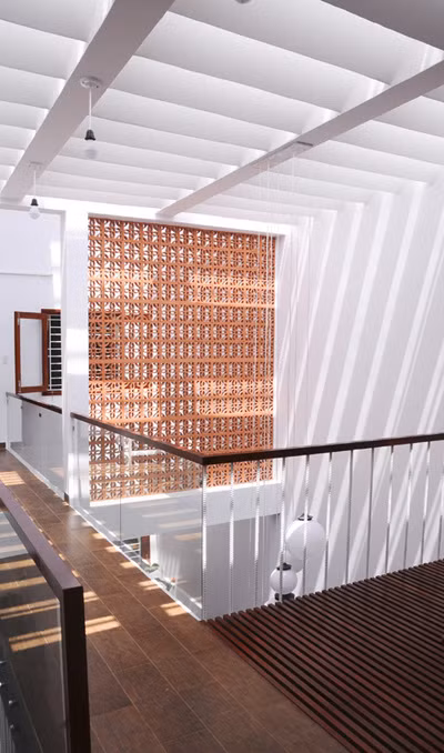 Thiet ke nha Viet an tuong nho gach hoa thong gio-Hinh-8