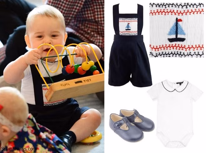 Mẫu quần yếm in họa tiết thuyền buồm dễ thương này là một thiết kế của Rachel Riley. Trang phục có giá 129 USD (khoảng 2,8 triệu đồng). Ảnh: SplashNews.