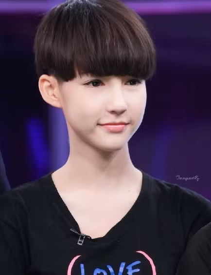 Sau ca phẫu thuật chuyển giới đầy khó khăn, Yoshi lột xác hoàn toàn. Yoshi ngày càng duyên dáng, nữ tính hơn, thậm chí xinh xắn không thua kém các cô gái bình thường khác.