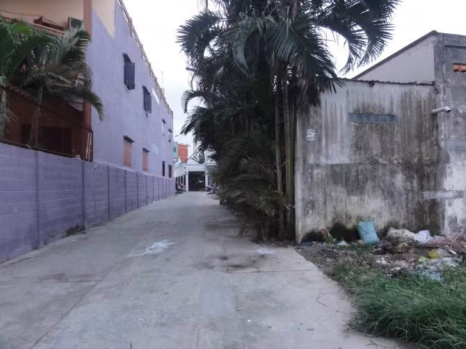 Kho hieu dong co nguoi dan ong tam xang tu thieu