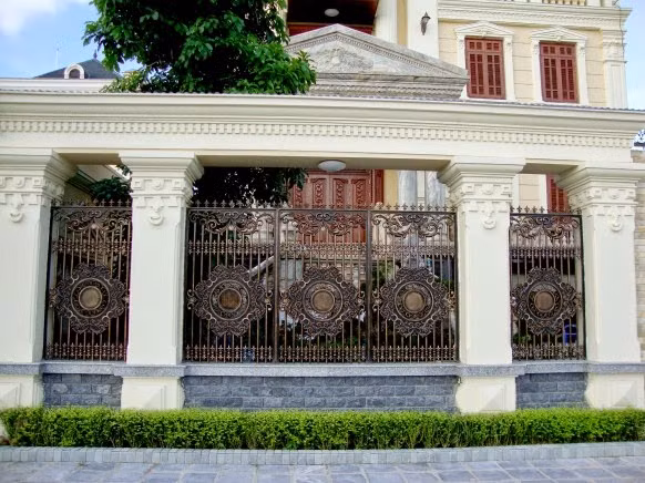 Mot tau cong dong duc dat do cho biet thu nha giau-Hinh-8