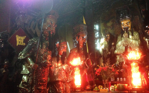 Bo tuong co Phuc Loc Tho o chua Hang khong canh ma bay-Hinh-3