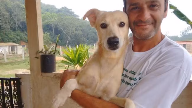 Con vật hạnh phúc bên người chủ tốt.