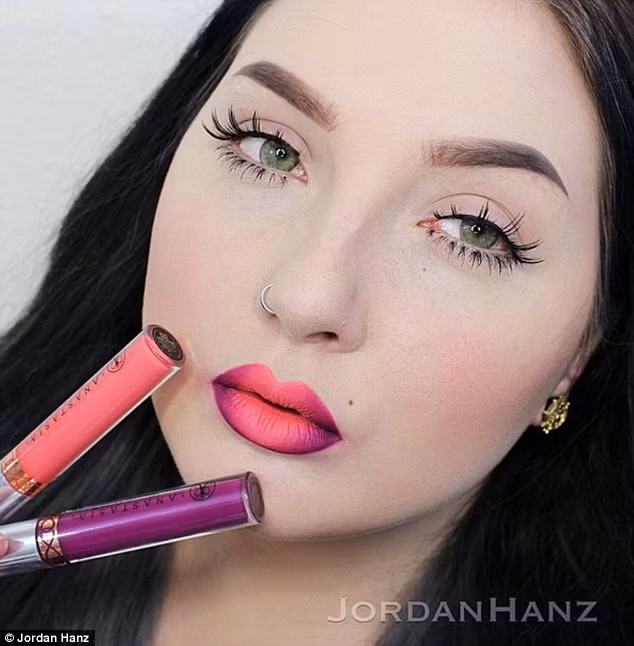 Jordan Hanz, nữ nghệ sĩ 24 tuổi, một ngôi sao Instagram với hơn 200.000 người theo dõi với biệt tài trang điểm. Jordan có thể biến khuôn mặt mình từ một nữ thần thành một bà lão già mua hay một con ác quỷ đáng sợ, nói ví von là từ thiên thần thành ác quỷ.