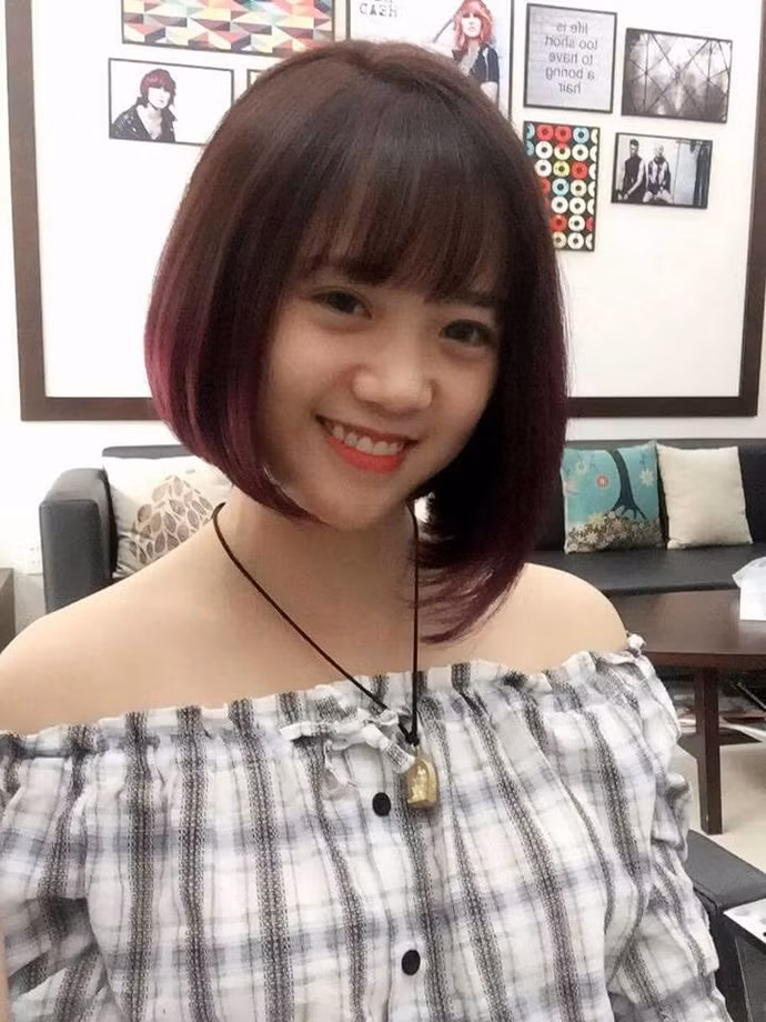 Trải qua thời gian, nhan sắc của cô nàng Mai Linh Zuto cũng thăng hạng rõ rệt nhờ vào việc thay đổi gu thời trang, kiểu tóc và phong cách trang điểm.