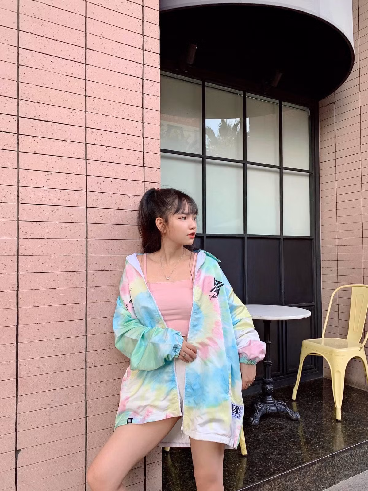 Sở hữu dáng vóc chuẩn cùng khuôn mặt ưa nhìn Minh Trân nhận được khá nhiều sự quan tâm, yêu mến của cộng đồng mạng.