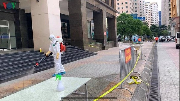 Ha Noi do bo cach ly toan bo toa nha 34T Hoang Dao Thuy sau khu trung-Hinh-3