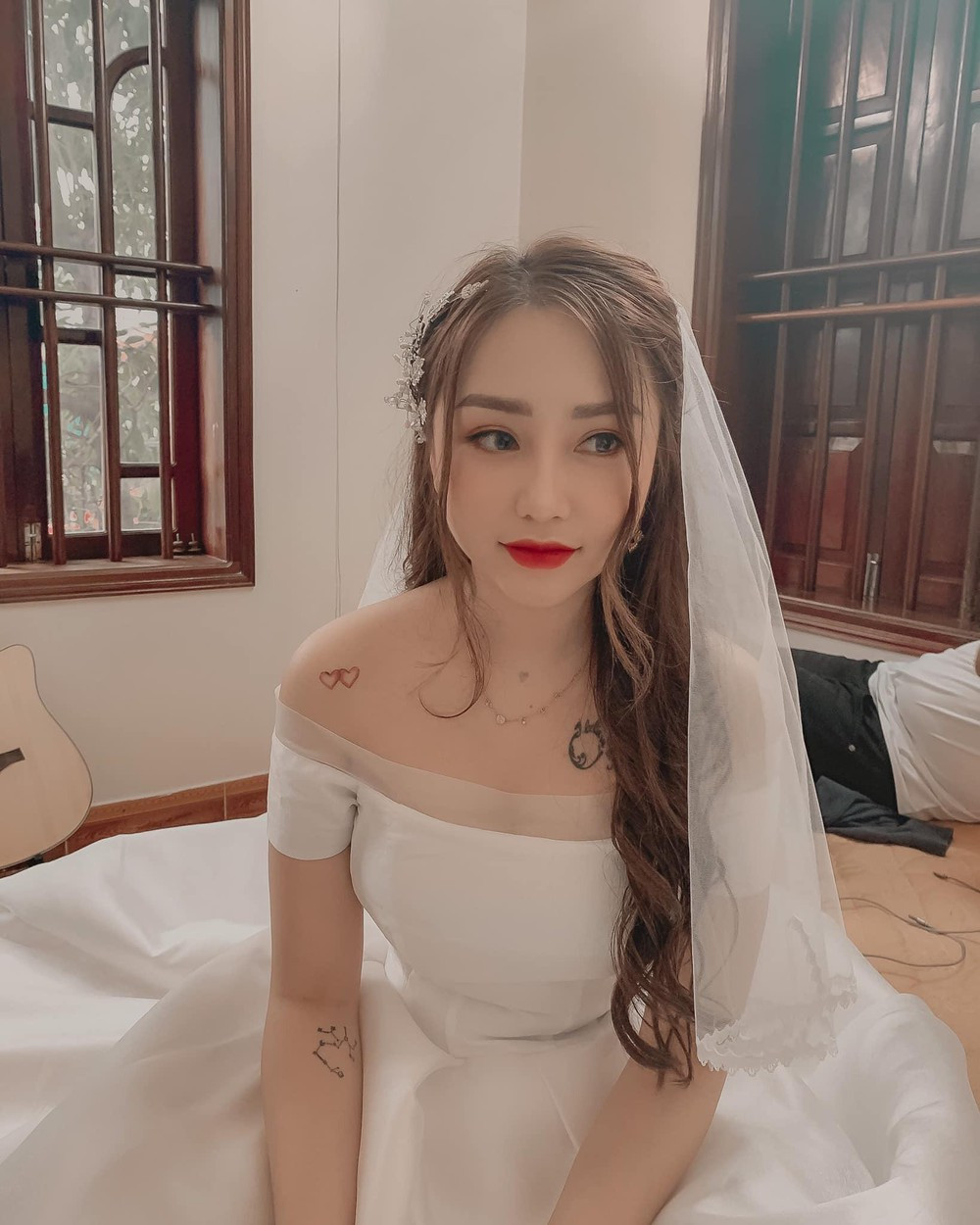 Hiện tại, sau thời gian dài scandal lắng xuống, nữ streamer đã quay trở lại công việc làm streamer của mình cũng như thực hiện làm kinh doanh. Vừa qua, Kiều Anh đã chính thức theo chồng bỏ cuộc chơi khiến fan hâm mộ hết sức ngỡ ngàng.