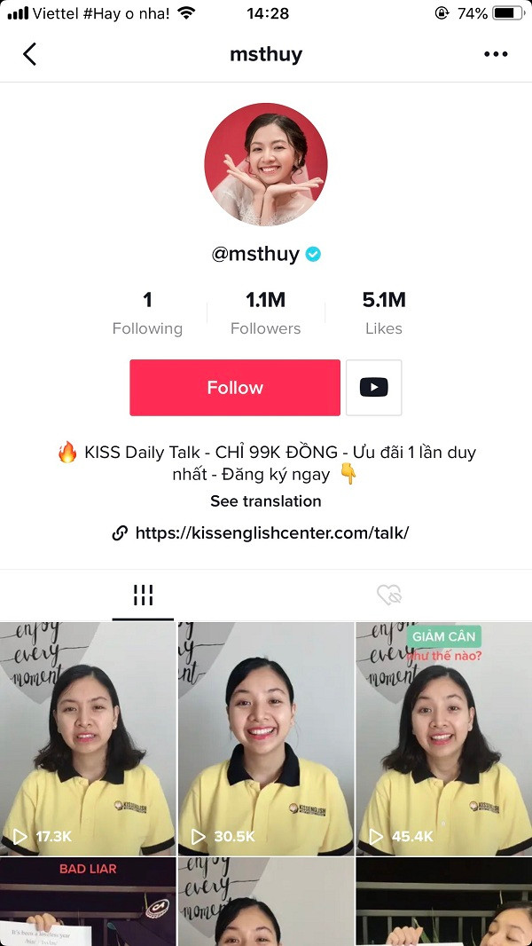 Kênh TikTok của cô giáo Thủy hiện có 1,1 triệu lượt theo dõi, các video có sự sáng tạo, độc đáo gắn liên với tiếng Anh như học tiếng qua các bài hát, phim ảnh,...
