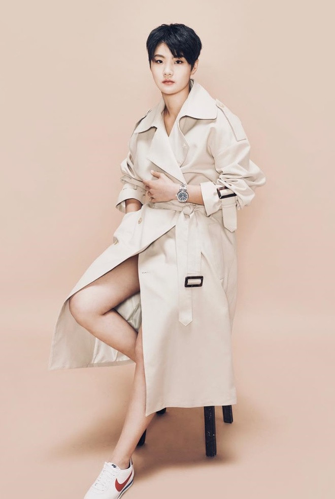 Là một trong những golfer mang phong cách tomboy, Park Sung-hyun thường không diện những set thời trang váy, quần váy mà thay vào đó là những chiếc quần dài, áo thun khỏe khoắn và phong cách.