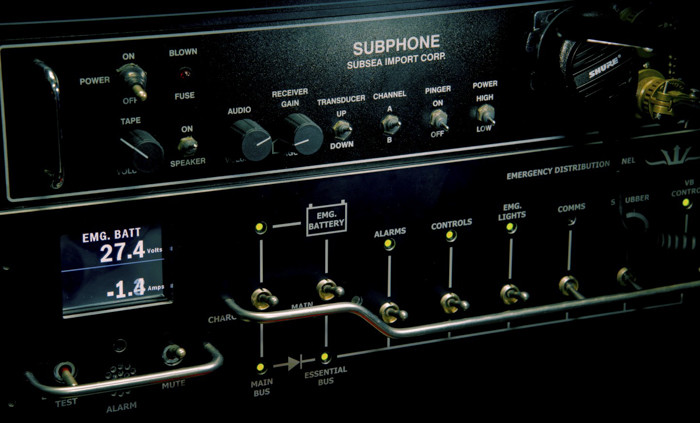 Tàu ngầm Triton Deepview 24 được làm theo đơn đặt hàng của Hệ thống Khách sạn nghỉ dưỡng Vinpearl nhằm cung cấp những trải nghiệm cho du khách tại đảo Hòn Tre ở Nha Trang, Việt Nam.Tàu đã được thử nghiệm trên biển vào tháng 3 vừa qua