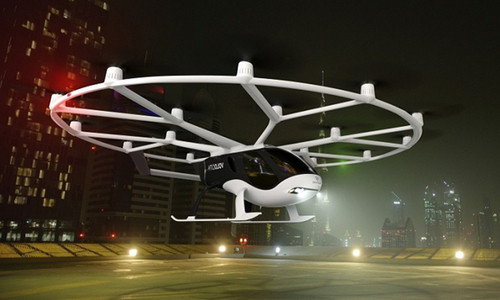 VoloCity được trang bị 18 cánh quạt và 9 bộ pin. Mỗi chiếc có thể chở 2 hành khách và hành lý xách tay, với trọng tải tối đa là 200 kg.