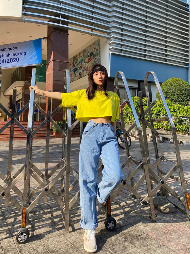 Streamer Mina Young gây ấn tượng với dân mạng nhờ hình ảnh dễ thương, nhí nhảnh cùng những bản cover ngọt ngào, sâu lắng.