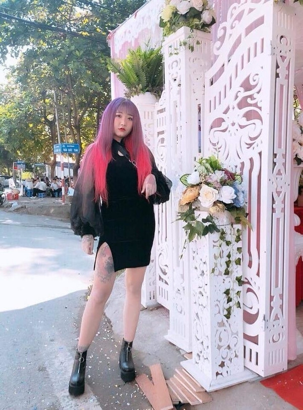 Sở hữu ngoại hình xinh đẹp, đầy cá tính nên việc Cát Phương được nhiều người yêu mến có lẽ là chuyện thường tình.