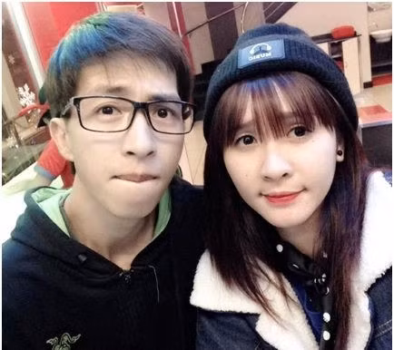 Cuộc tình không rõ ràng này đã kéo dài hơn 5 năm, và đến bây giờ cả hai đã không còn như trước khi họ lên tiếng xác nhận "rạn nứt".