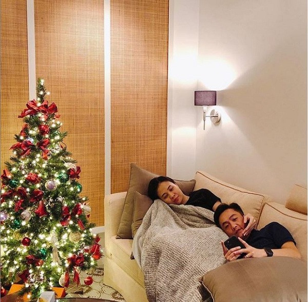 Trình làng từ tháng 9/2019, đến nay giữa những thông tin về dòng smartphone mới của Apple dự kiến được ra mắt, iPhone 11 Pro Max vẫn là chiếc điện thoại hot nhât của nhà Táo. Thậm chí, được nhiều người nổi tiếng, cầu thủ bóng đá, nhân vật có ảnh hưởng sử dụng.