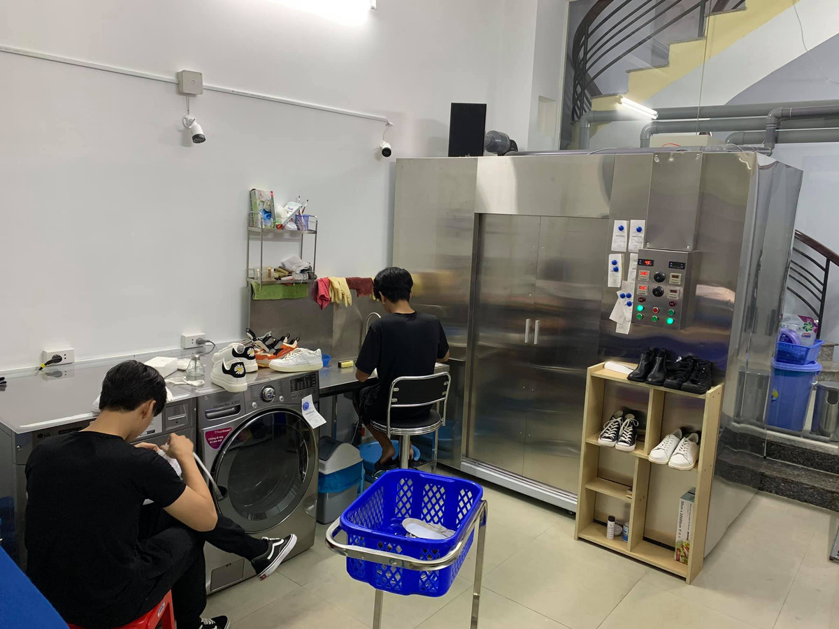 Nhiều người còn đùa rằng PewPew cũng đang từng bước xây dựng một hệ sinh thái kinh doanh của riêng mình.