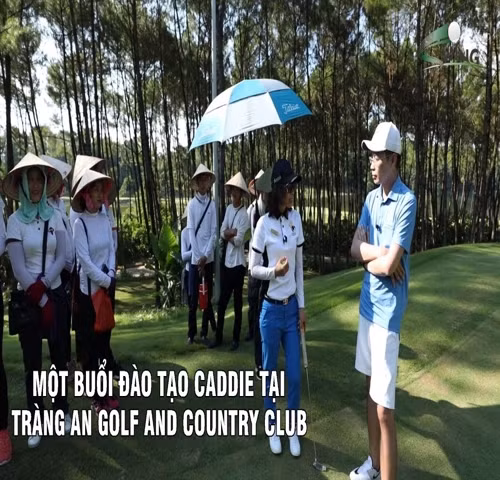Nhoc nhan cong viec cua nu Caddie tai Viet Nam-Hinh-2