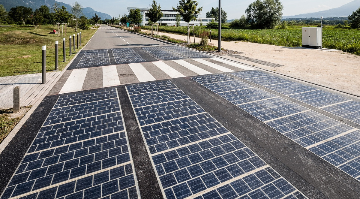 Tuy nhiên, các nhà khoa học cũng đang cố gắng nghiên cứu để có thể hài hoà được các yếu tố về giá cả và mức độ khả thi của hiệu suất năng lượng mặt trời mang lại. Đây sẽ là công nghệ năng lượng của tương lai.