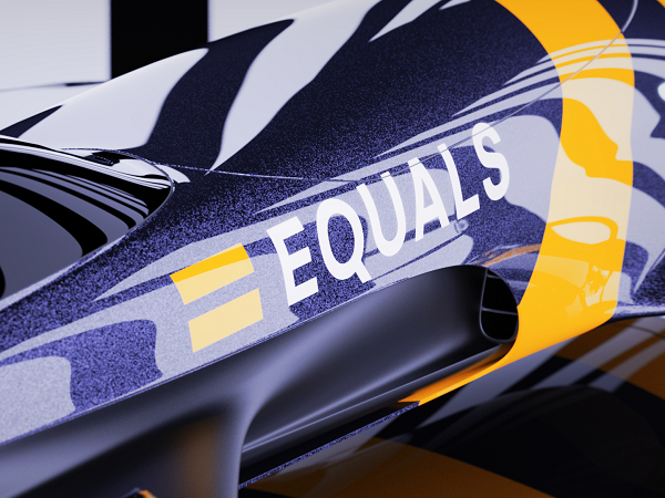 Các phi công đến từ Không quân Mỹ sẽ thực hiện các lần bay thử để đưa ra đánh giá về xe điện bay Airspeeder. Sau đó đưa vào cuộc đua xe điện bay đầu tiên của thế kỉ 21 dự kiến diễn ra trong năm nay.