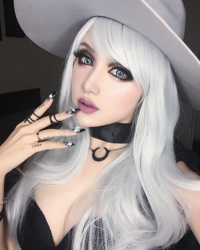 Từ khi bắt đầu dùng tài khoản Instagram cách đây 4 năm, Kina Shen đã thu hút được hơn 500 nghìn người theo dõi ở cả Trung Quốc và khắp nơi trên thế giới.