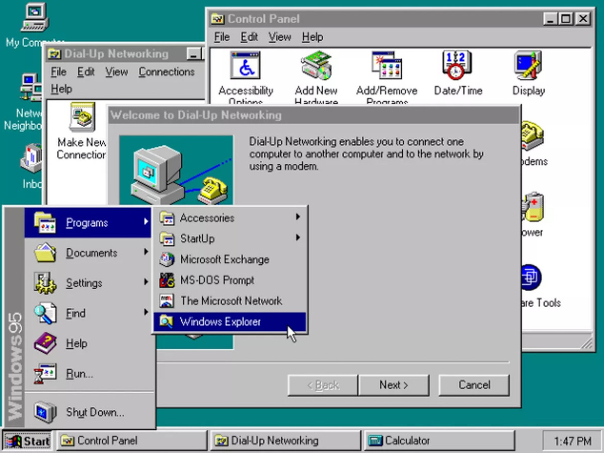 Windows 95 (1995) chính là điểm bắt đầu của "kỷ nguyên hiện đại" của Windows. Đây được xem là bản cập nhật quan trọng nhất trong lịch sử Windows. Microsoft đã chuyển qua làm việc với kiến trúc 32 bit, họ cũng đã có Start Menu và một loạt ứng dụng mới khác, trong đó có Internet Explorer - thứ mà chúng ta gọi vui là trình duyệt để tải những trình duyệt khác