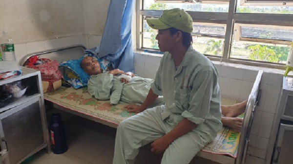 Ông T đang được điều trị tại bệnh viện