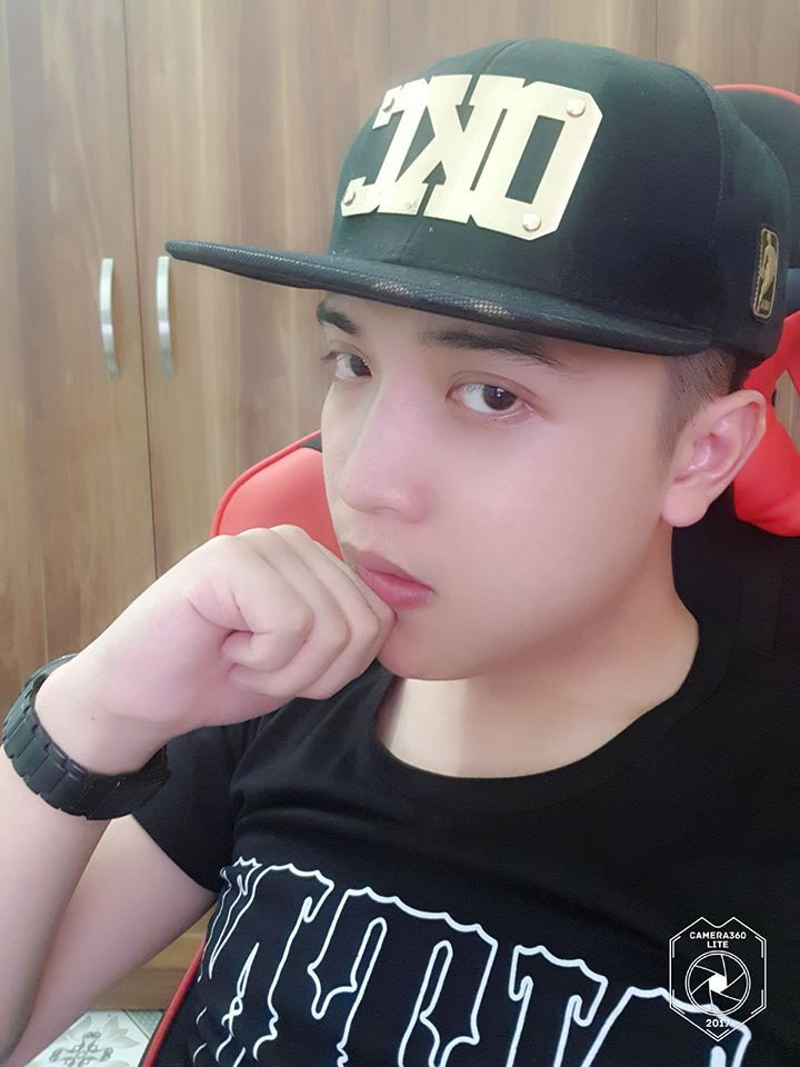 Thế nhưng, cũng phải thừa nhận rằng để đạt được thành công như ngày hôm nay, Youtuber NTN đã phải vận dụng vô vàn các chiêu trò. Và trong đó, có không ít lần anh chàng đã khiến ngay cả các fan của mình ăn phải "cú lừa" siêu to khổng lồ.