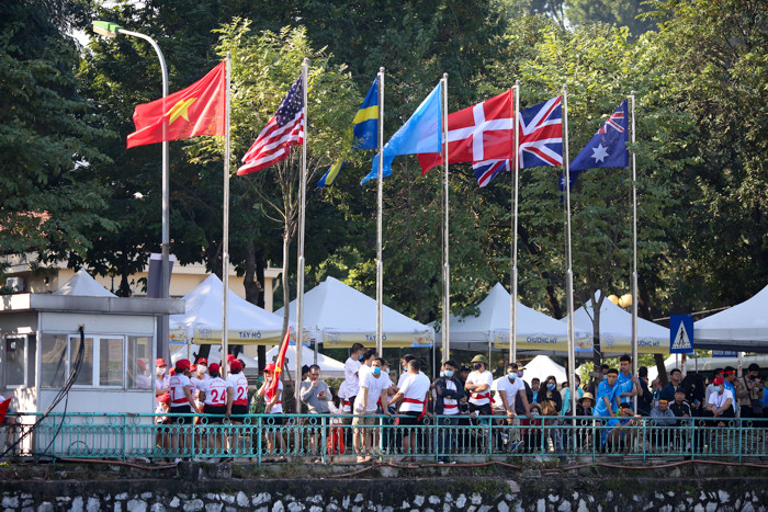 Do ảnh hưởng của dịch COVID-19 nên giải đua năm nay không có sự tham gia của các đội đua thuyền Quốc tế.