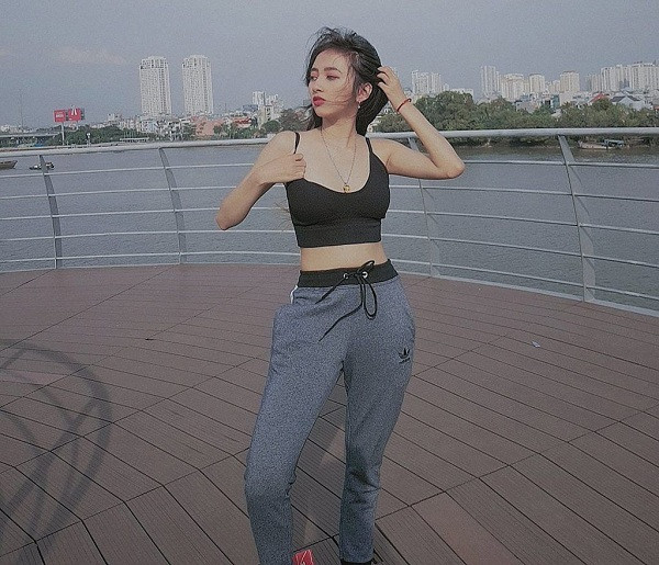 Hiện tại nữ trọng tài Mercury Nguyễn sở hữu trang cá nhân gần 30 nghìn người theo dõi.