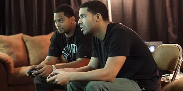 Call of Duty là tựa game yêu thích của loạt sao hàng đầu thế giới, trong đó có rapper The Game. Trên Facebook cá nhân, anh đã chọn Call of Duty: MW2 vào danh sách những tựa game ưa thích nhất.