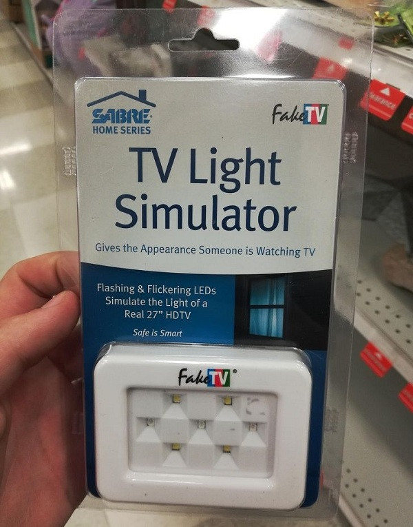 Sáng kiến công nghệ độc đáo giả lập ánh sáng TV để ''đánh lừa" bọn trộm.