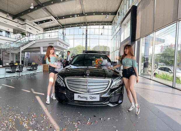 Là một trong những streamer đời đầu của Việt Nam, với sự nghiêm túc trong công việc Uyên Pu hiện sở hữu khối tài sản đáng mơ ước.