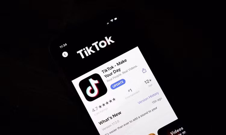 Trước đó, TikTok đã 2 lần bị buộc tội vi phạm Luật Bảo vệ trẻ em. Lần đầu tiên vào tháng 12/2019, ứng dụng này cho phép trẻ em dưới 13 tuổi mở tài khoản mà không có sự đồng ý của phụ huynh.