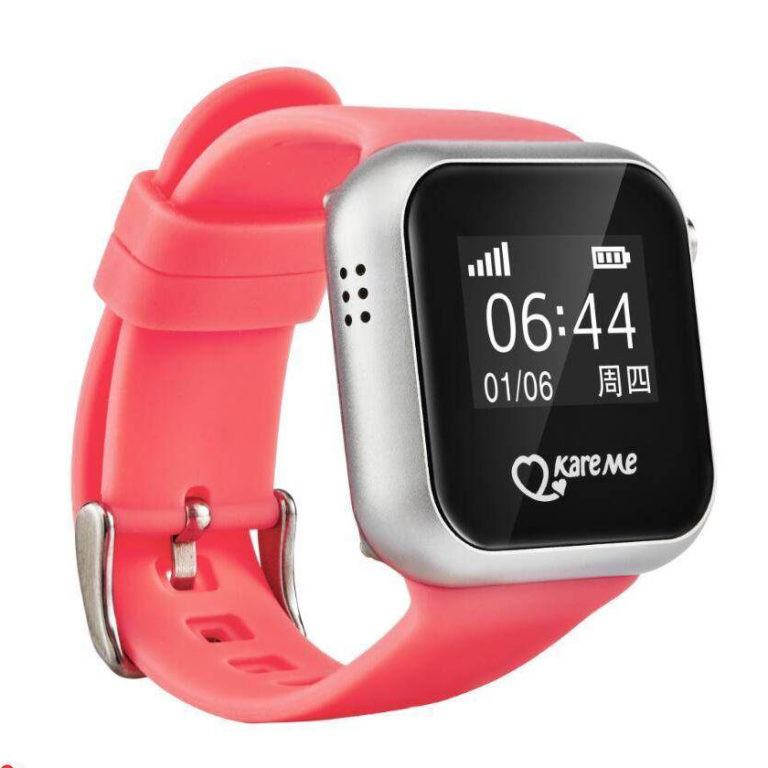Đồng hồ định vị Kareme được nghiên cứu và sản xuất bởi hãng công nghệ hàng đầu Hong Kong TBIT. Dòng sản phẩm này đặc biệt ở chỗ có tính năng nghe trực tiếp âm thanh xung quanh bé. Khi bạn gọi đến đồng hồ, nó sẽ tự động nhận cuộc gọi. Nhưng sẽ không có bất kỳ thông báo hay dấu hiệu gì cho trẻ và những người xung quanh biết.