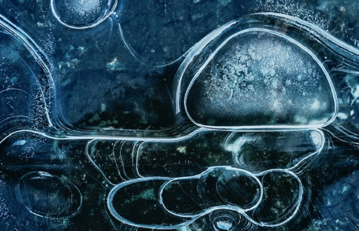 MosAIc khác biệt ở điểm chỉ với một hình ảnh đơn lẻ ban đầu, thay vì tìm những con đường, nó phát hiện kết nối của hình ảnh đó với những tác phẩm trong bất kỳ nền văn hóa nào hoặc trên nền tảng nào mà người dùng quan tâm.