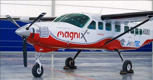 MagniX hy vọng có thể tung ra phiên bản thương mại của eCaravan với tầm hoạt động 160 km vào cuối năm sau. Đồng thời đưa ra dự đoán máy bay điện sẽ thực hiện mọi chuyến bay dưới 1.600 km trong vòng 15 năm tới nhưng trước hết cần cải tiến công nghệ pin.