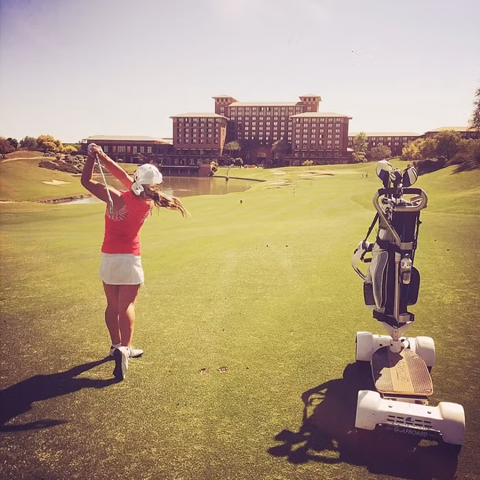 Tài năng của Chelsea cũng thu hút như chính ngoại hình của cô.