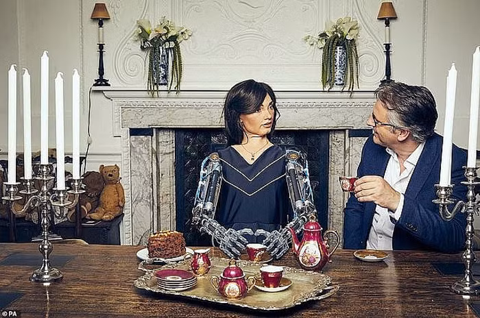 Ai-da là một biểu tượng mới cho trí tuệ của nhân loại. Trí tuệ của công dân robot Sophia