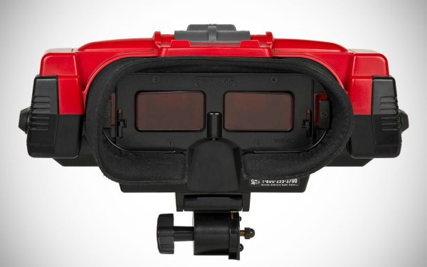 Về mặt ý tưởng, sản phẩm này đúng là đi trước thời đại, nhưng do sự hạn chế về công nghệ đã làm người dùng Virtual Boy cảm thấy như bị tra tấn mỗi khi chơi game. Mỏi mắt, đau đầu, chóng mặt, buồn nôn... là những gì người ta miêu tả về Virtual Boy, hơn thế nữa máy chơi game của Nintendo này chỉ hỗ trợ một vài trò chơi trong suốt quãng thời gian nó xuất hiện. Với giá thành 180 USD vào năm 1995, Virtual Boy bị khai tử chỉ một năm sau đó.