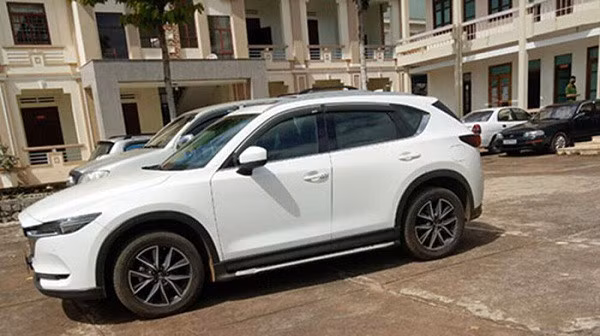 Hai Duong: Gan 1 ty dong khong ai nhan trong chiec Mazda CX5