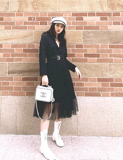 Trong những năm trung học, điểm số của cô luôn nằm trong top 10 của trường. Năm 2015, Annabel Yao trúng tuyển ngành Khoa học máy tính và Thống kê tại Đại học Harvard, một ngôi trường danh giá hàng đầu thế giới.