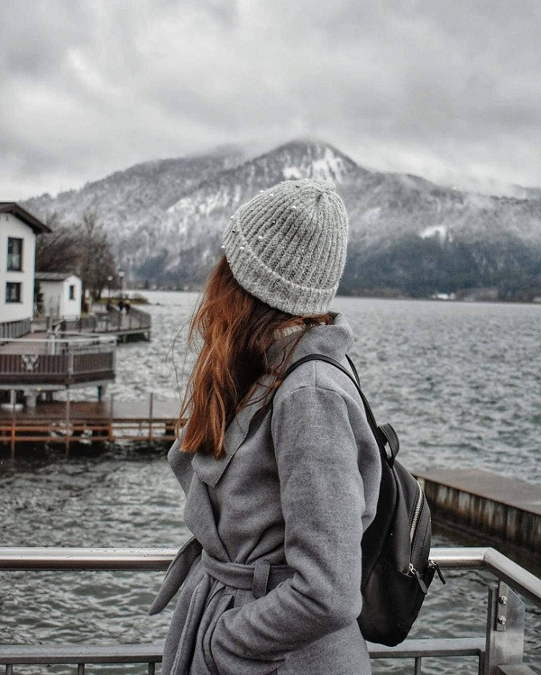  Snapseed: Ngoài các tính năng xịn như một phiên bản “Photoshop thu nhỏ” trên smartphone, Snapseed ngày càng nhận được sự ủng hộ nhiệt tình từ hội ghiền sống ảo cũng như dân mê du lịch khi có hỗ trợ chỉnh màu ảnh film theo phong cách cổ điển cực đẹp.