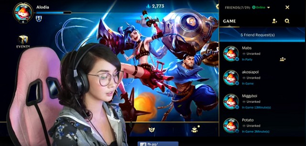 Trong đó, một nữ streamer Philippines đã thu hút lượng xem khủng khi livestream chơi tựa game này và hiện đang cực hot trên các nền tảng game. Cụ thể, cô nàng Alodia Gosiengfiao đã thu về hơn 303.000 lượt views, gần 2.000 lượt chia sẻ cùng gần 9.000 lượt cảm xúc cùng hàng nghìn bình luận khác nhau.